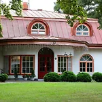 Manor Отель Сака