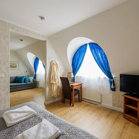 Hotell Manor 3*