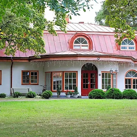 Manor 3*